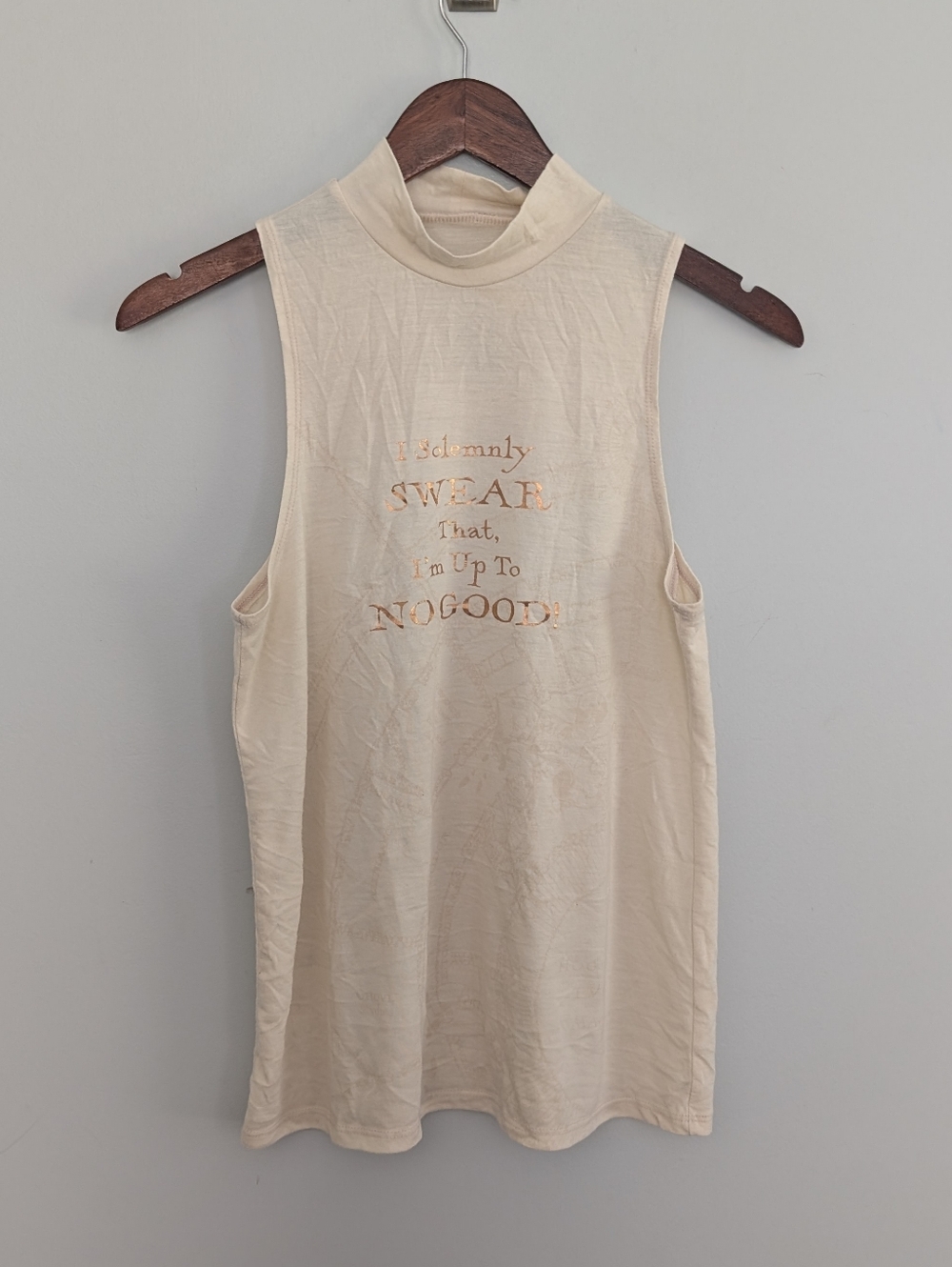 Women's Wizarding World of Harry Potter Sleeveless Mockneck Small Solemnly Swear